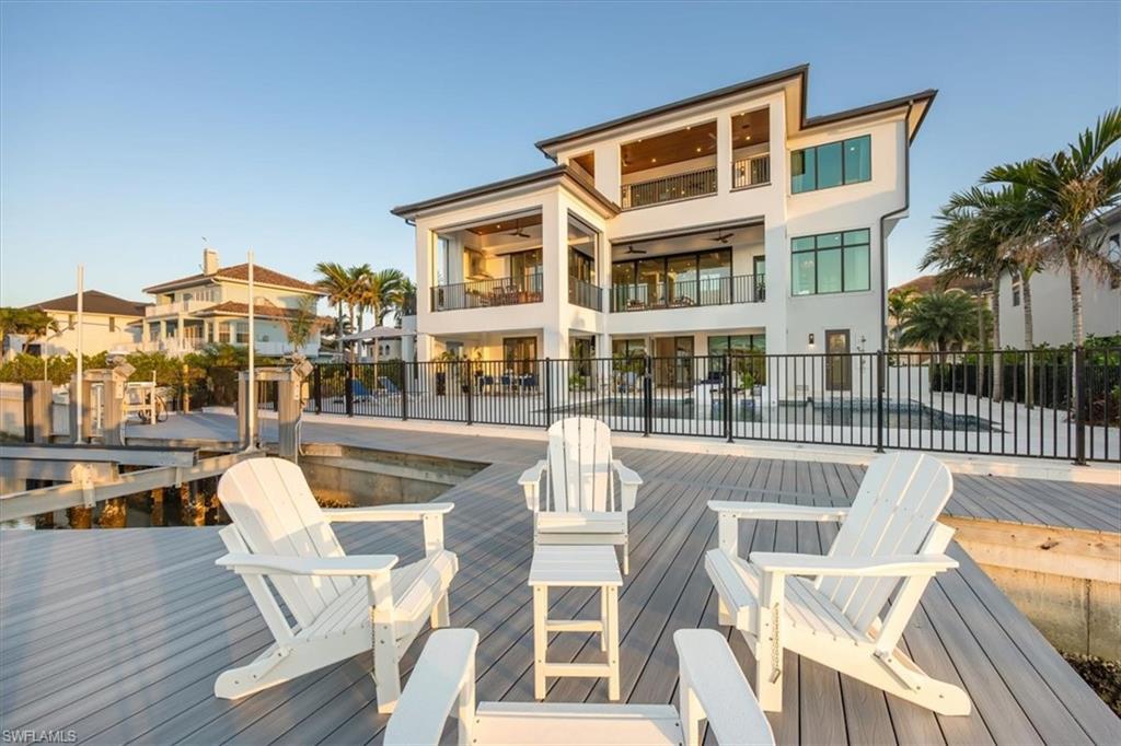 241 Egret AVE