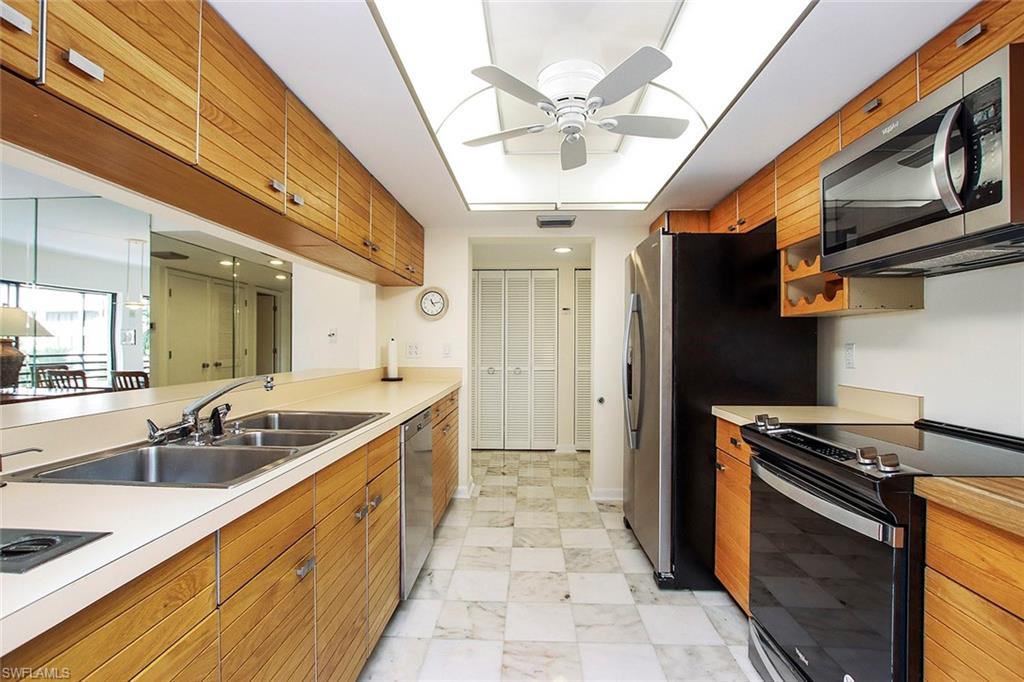 GULFSIDE PLACE A LUXURY CONDO - Residential