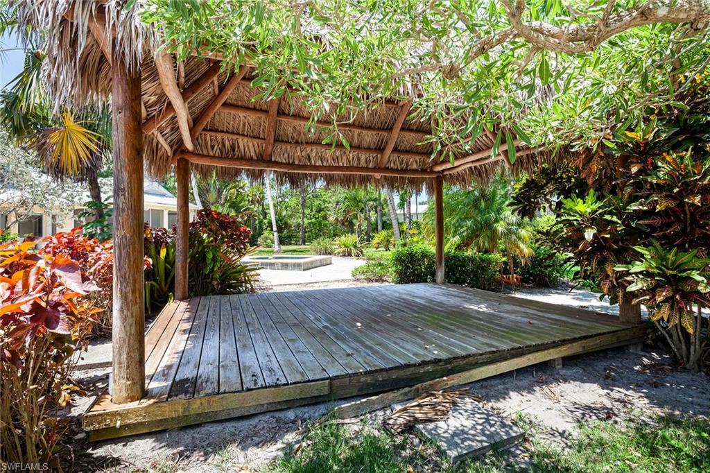 PINE RIDGE - Residential