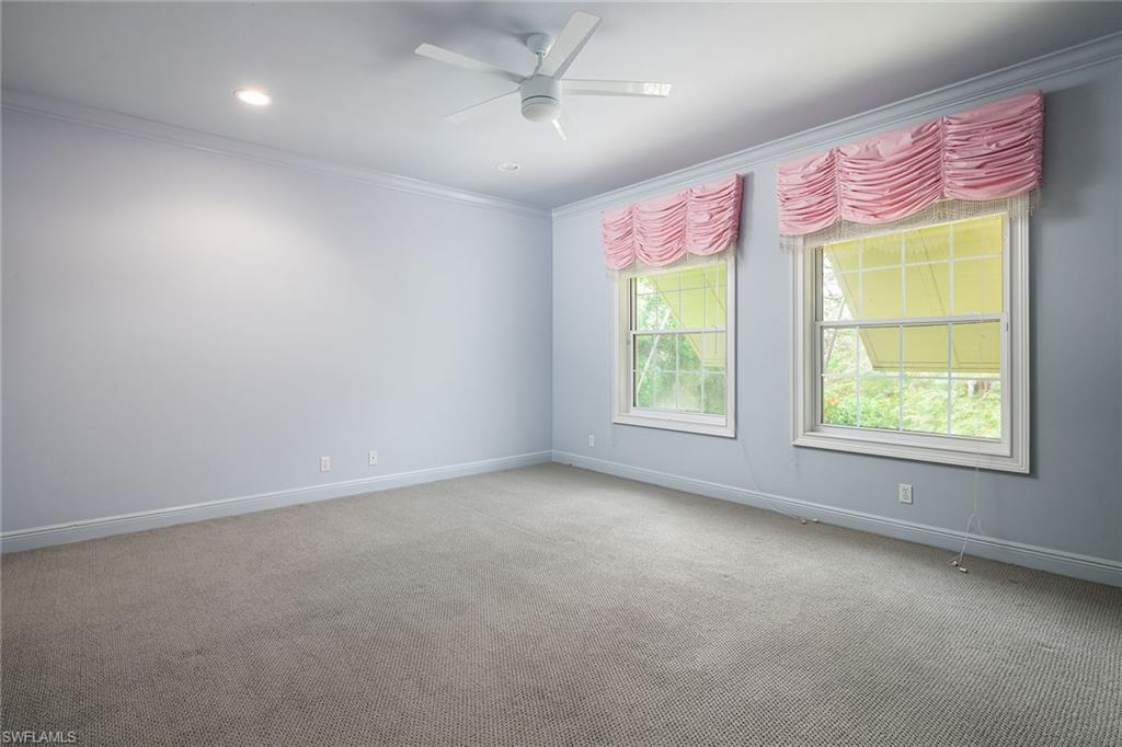 PINE RIDGE - Residential