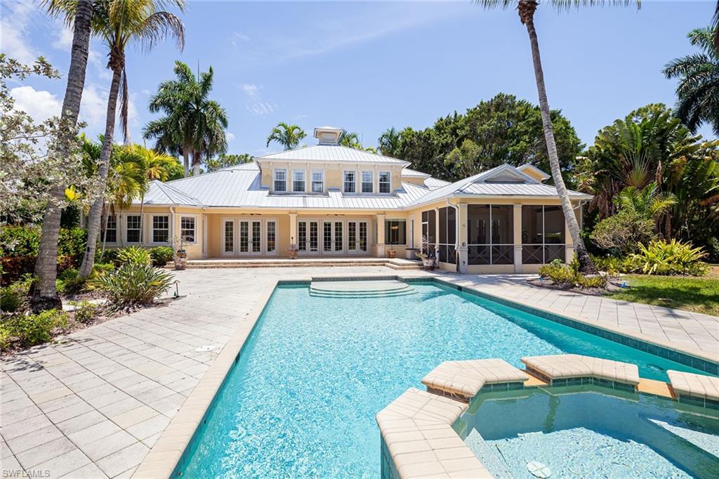 PINE RIDGE - Residential