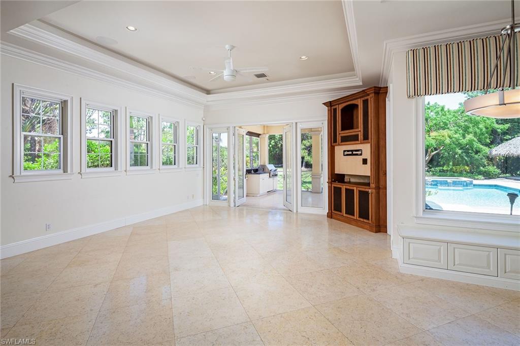 PINE RIDGE - Residential