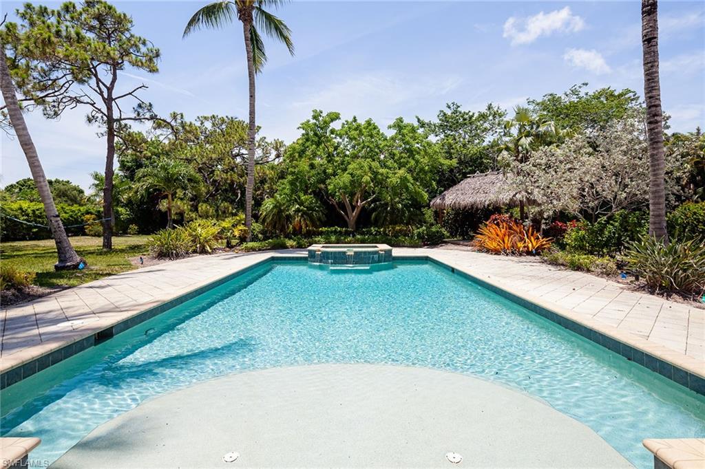 PINE RIDGE - Residential