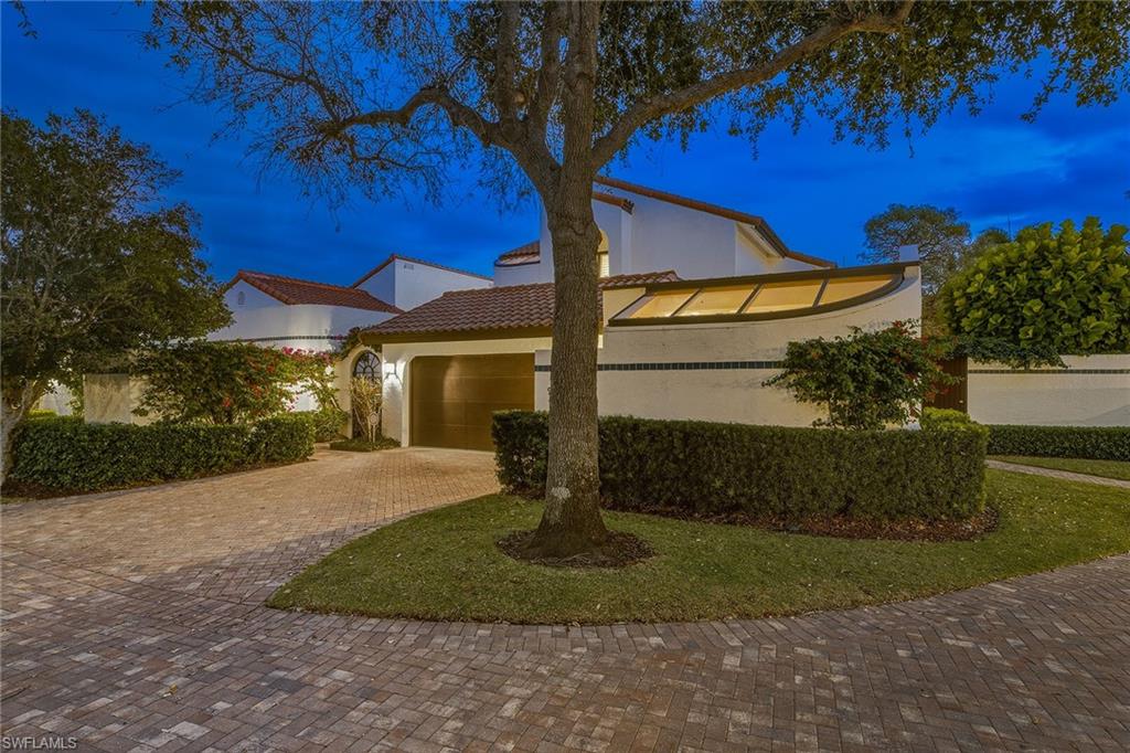 LAS BRISAS AT PELICAN BAY - Residential