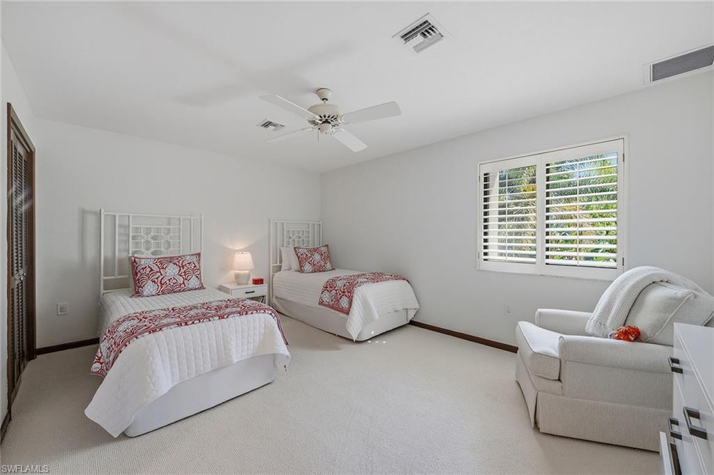 LAS BRISAS AT PELICAN BAY - Residential