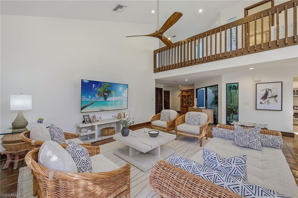 LAS BRISAS AT PELICAN BAY - Residential