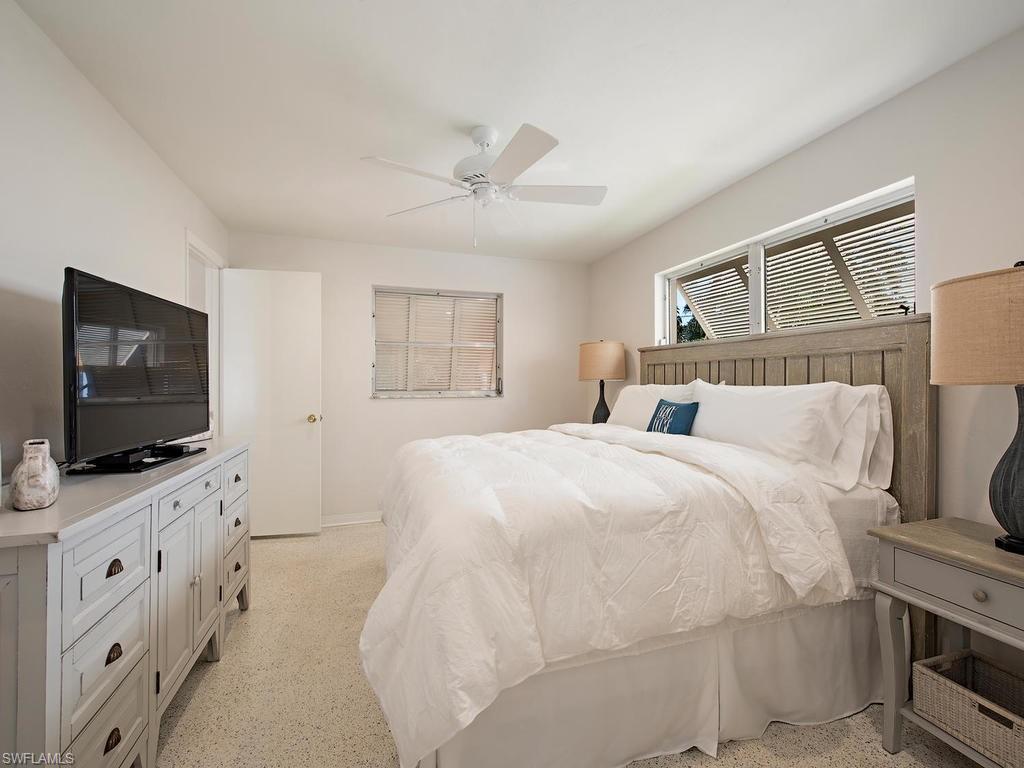 AQUALANE SHORES - Residential