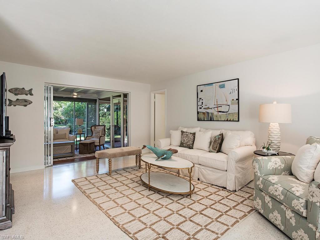 AQUALANE SHORES - Residential