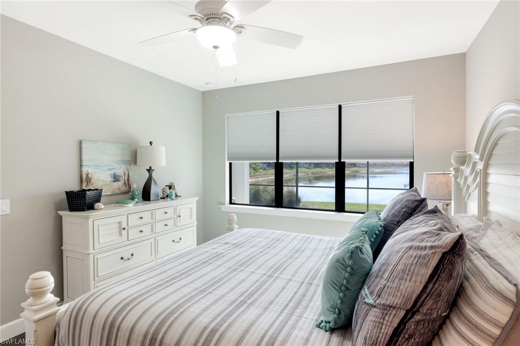 ESPLANADE LAKE CLUB - Residential