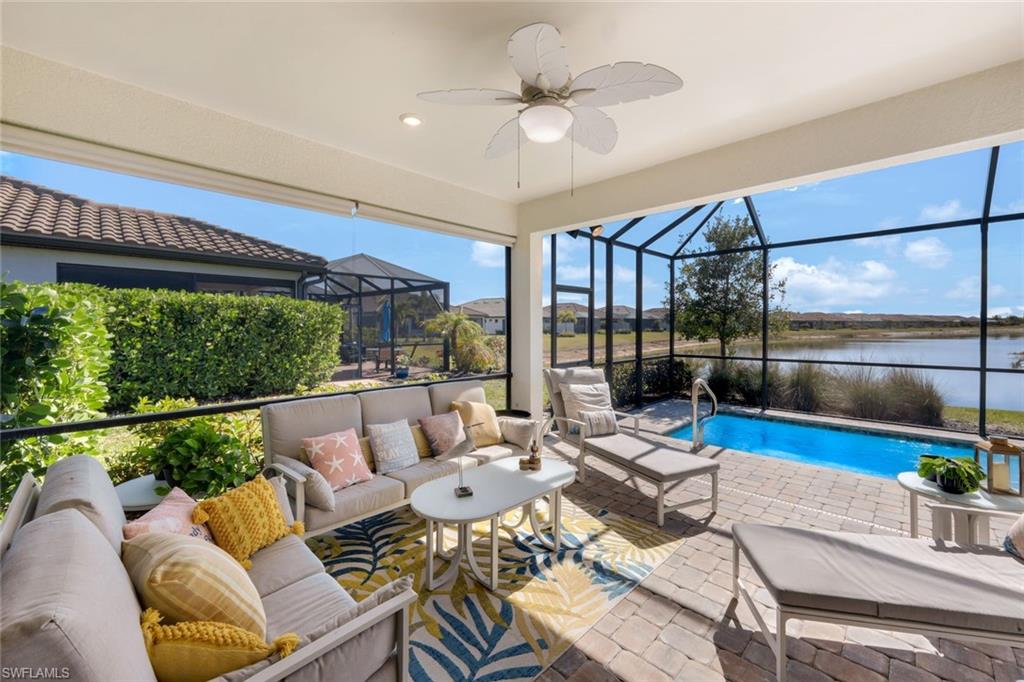 ESPLANADE LAKE CLUB - Residential