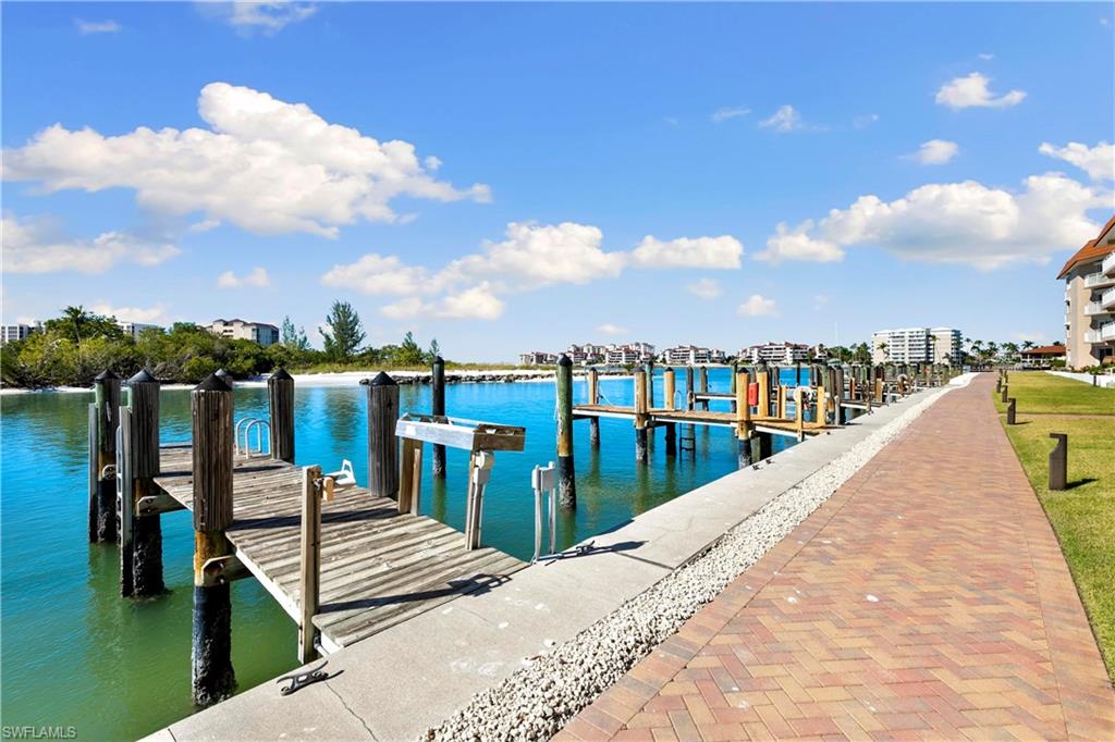 VILLE DE MARCO - Residential