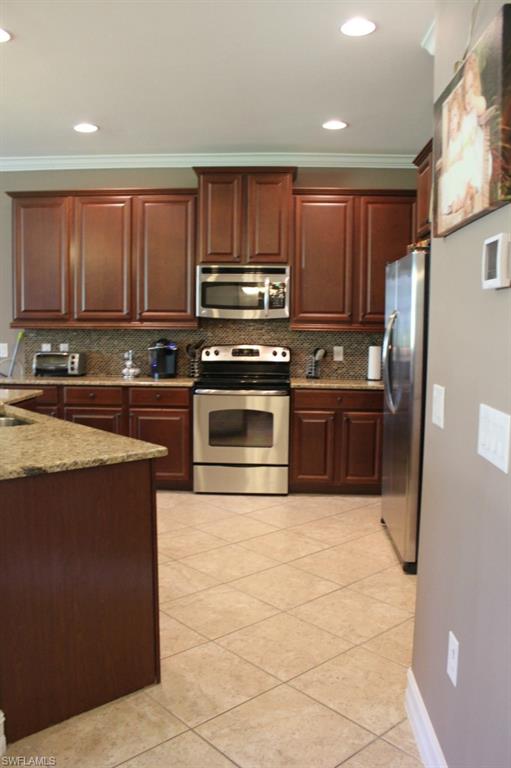 BUCKS RUN - Residential