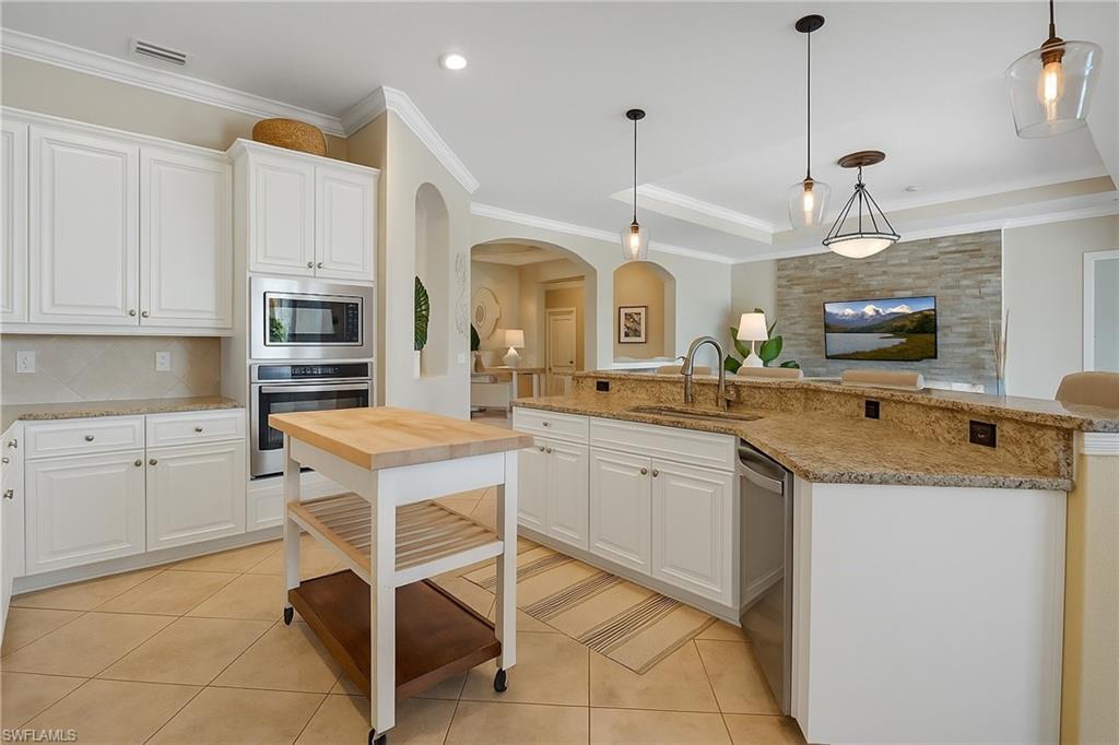 BONITA NATIONAL GOLF AND COUNTRY CLUB - Residential