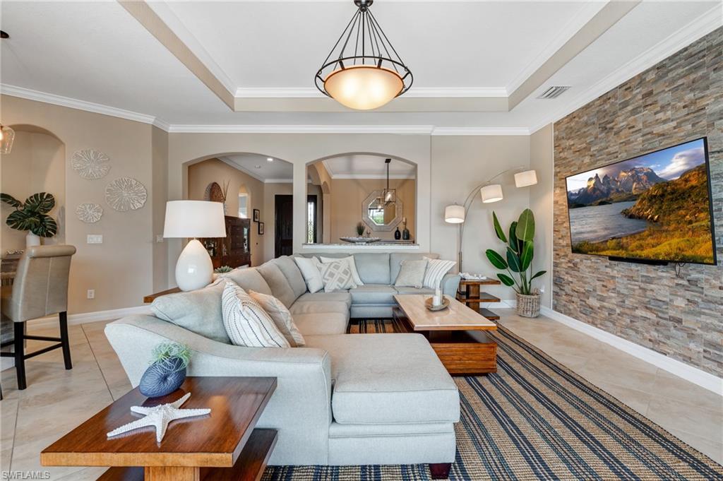 BONITA NATIONAL GOLF AND COUNTRY CLUB - Residential