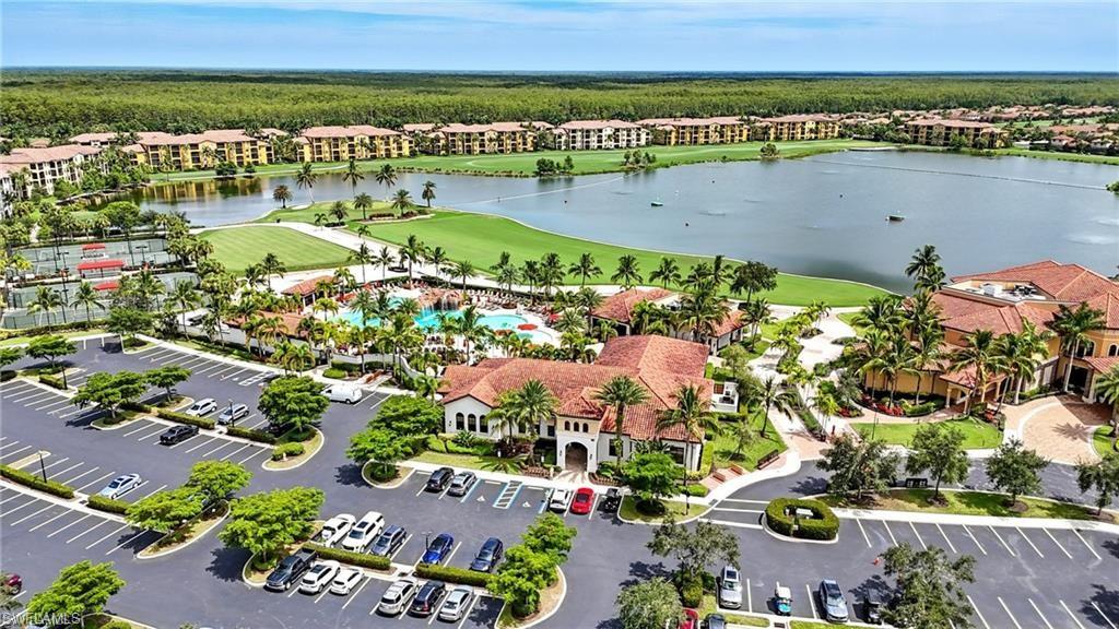 BONITA NATIONAL GOLF AND COUNTRY CLUB - Residential