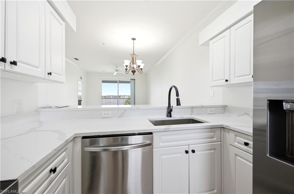 10370 Washingtonia Palm WAY 4344