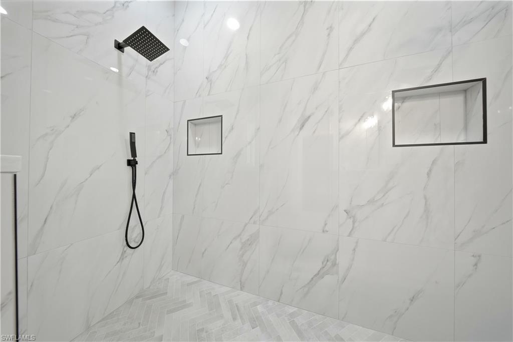 BURNT STORE LAKES - Residential