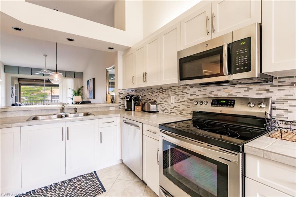 PIPERS GROVE - Residential Lease