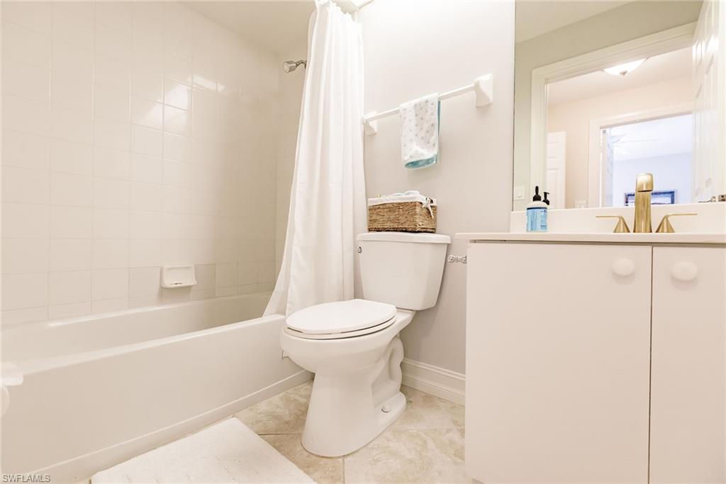 PIPERS GROVE - Residential Lease