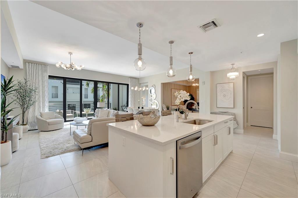 1111 Central AVE 211