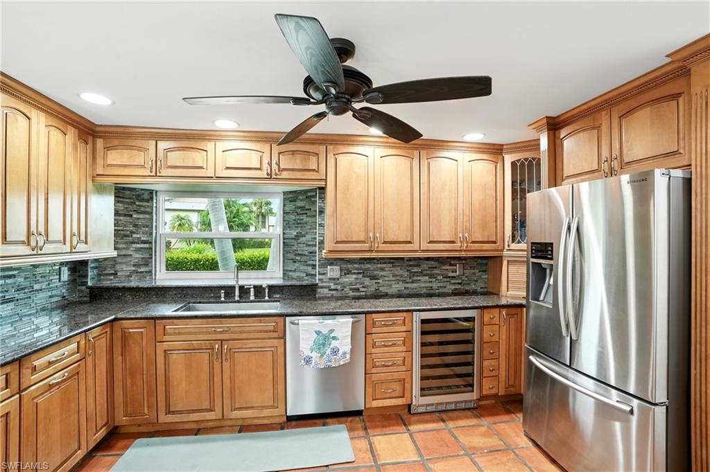 ST ANDREWS AT LELY GOLF ESTATES - Residential