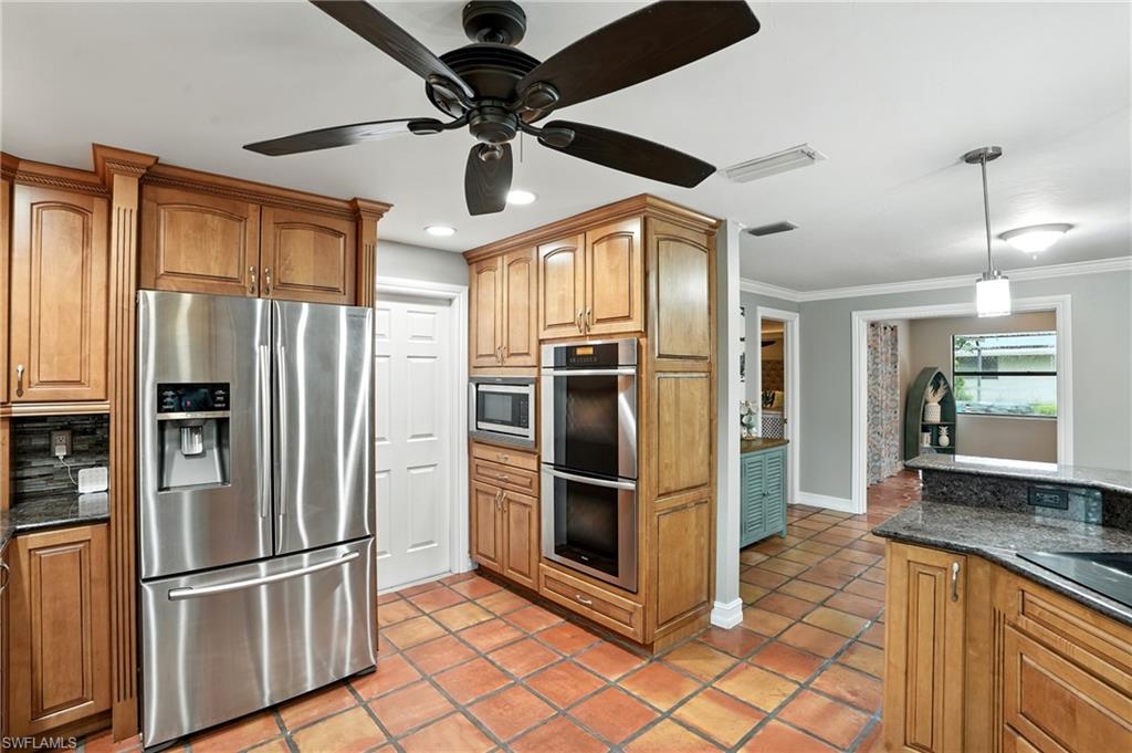 ST ANDREWS AT LELY GOLF ESTATES - Residential