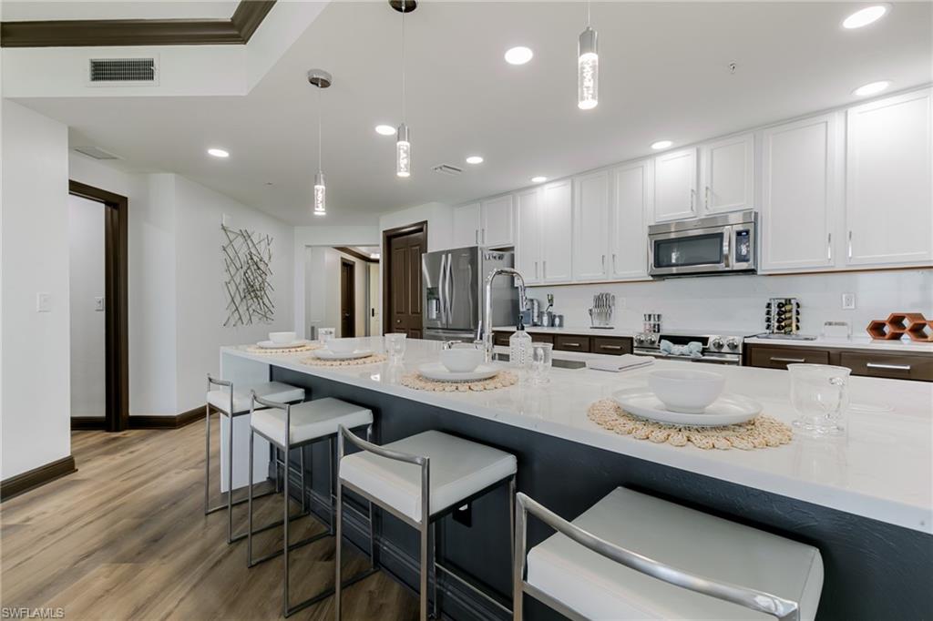 MARINA SOUTH II - Residential