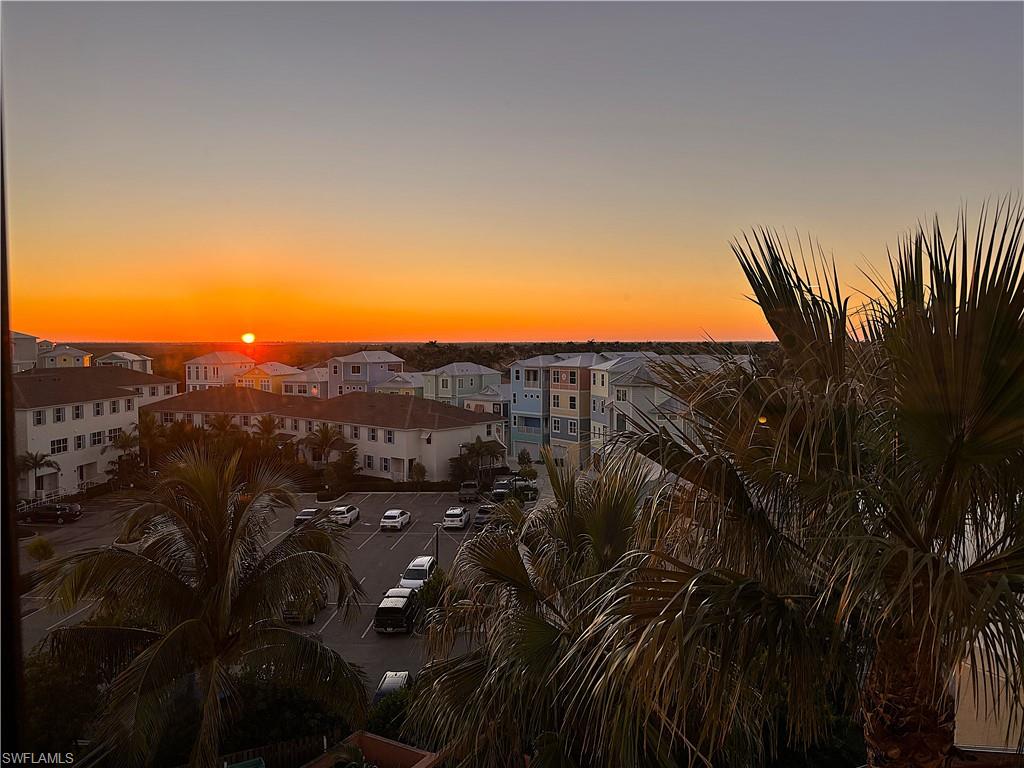 MARINA SOUTH II - Residential