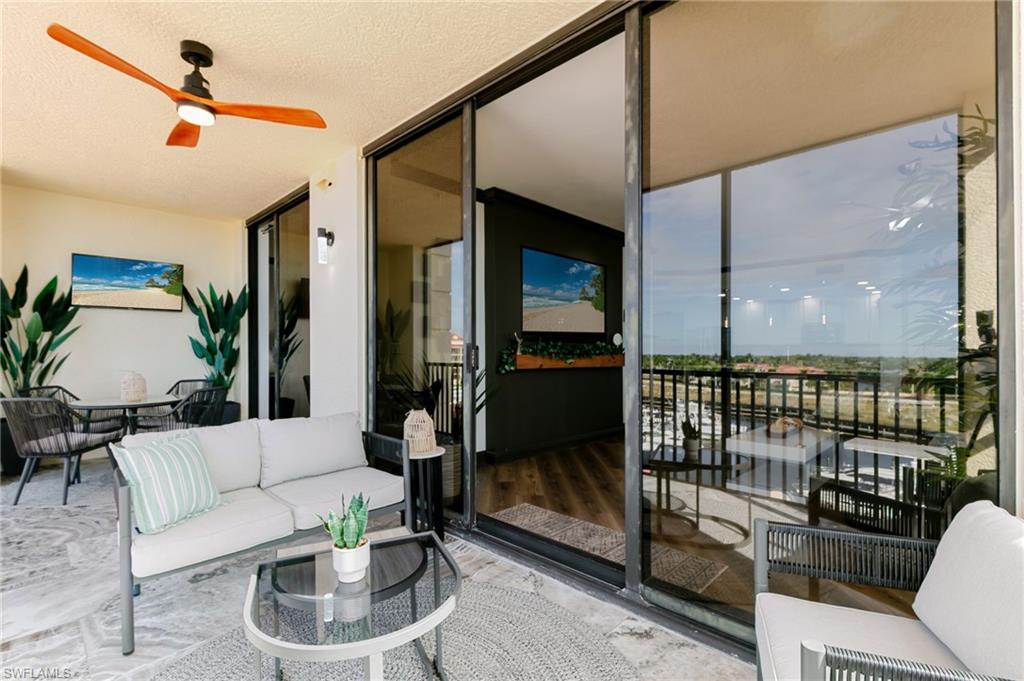 MARINA SOUTH II - Residential