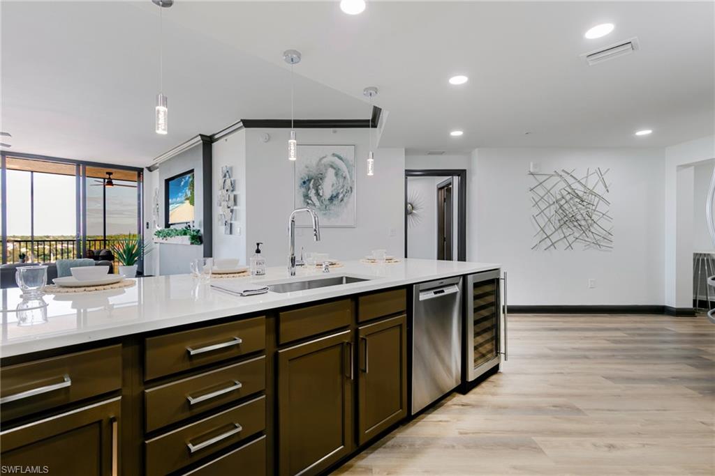 MARINA SOUTH II - Residential