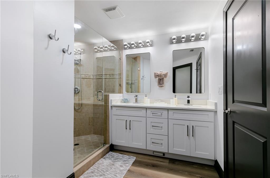 MARINA SOUTH II - Residential