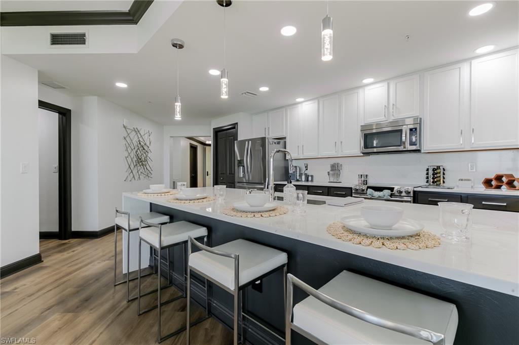 MARINA SOUTH II - Residential