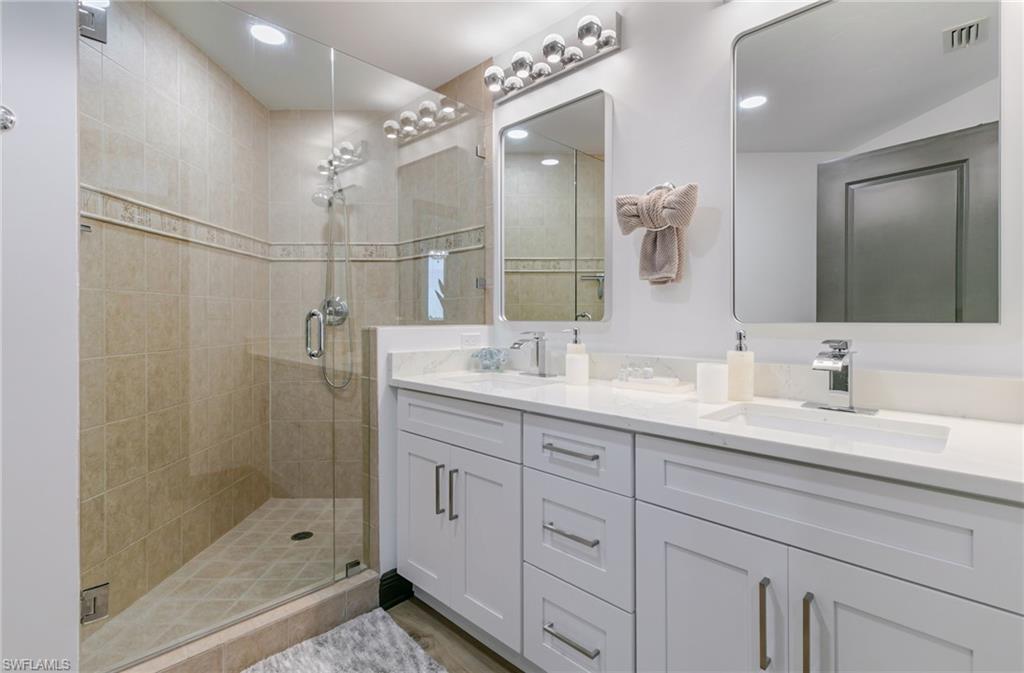 MARINA SOUTH II - Residential