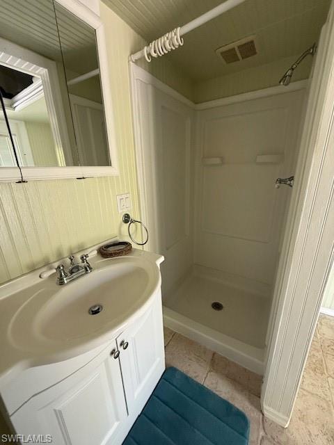 PELICAN LAKE RV RESORT - Land