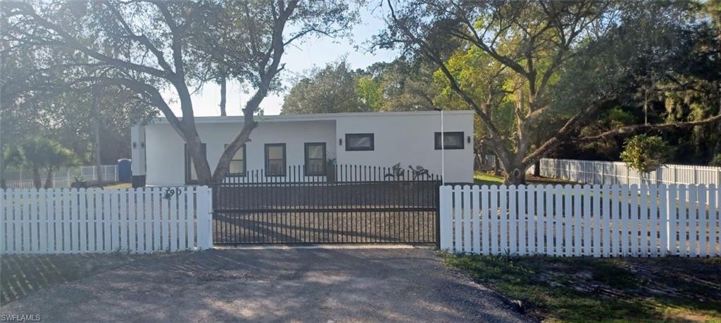 MONTURA RANCH ESTATES - Residential