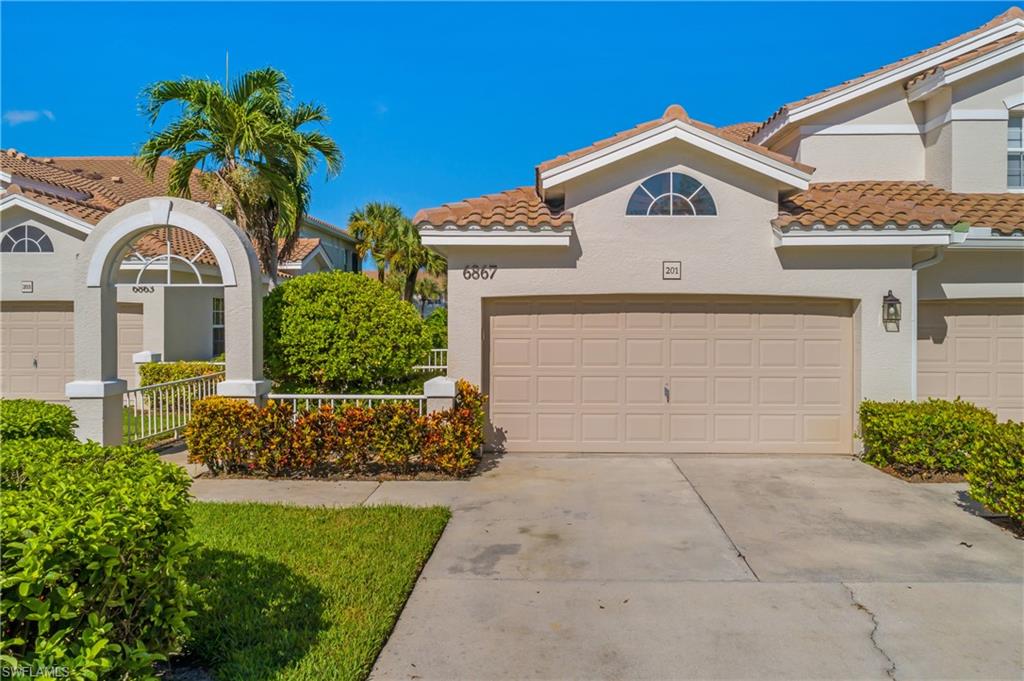 6867 Satinleaf RD S 201