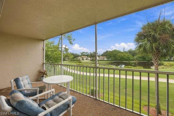 6945 Dennis CIR 205