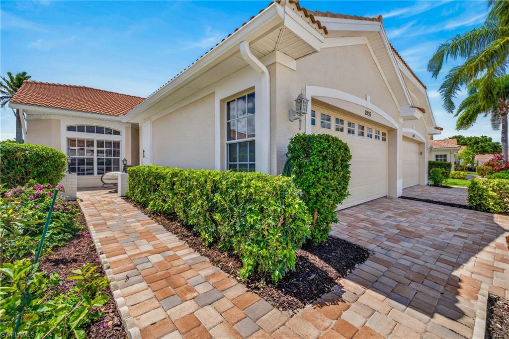 DEVONSHIRE LAKES - Residential