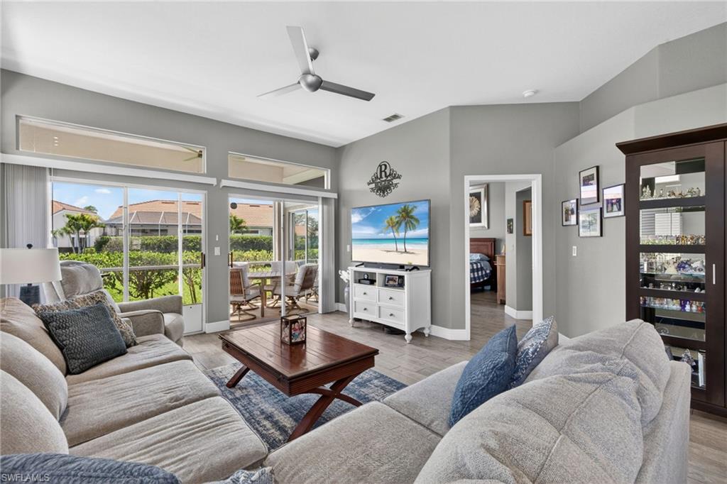 DEVONSHIRE LAKES - Residential