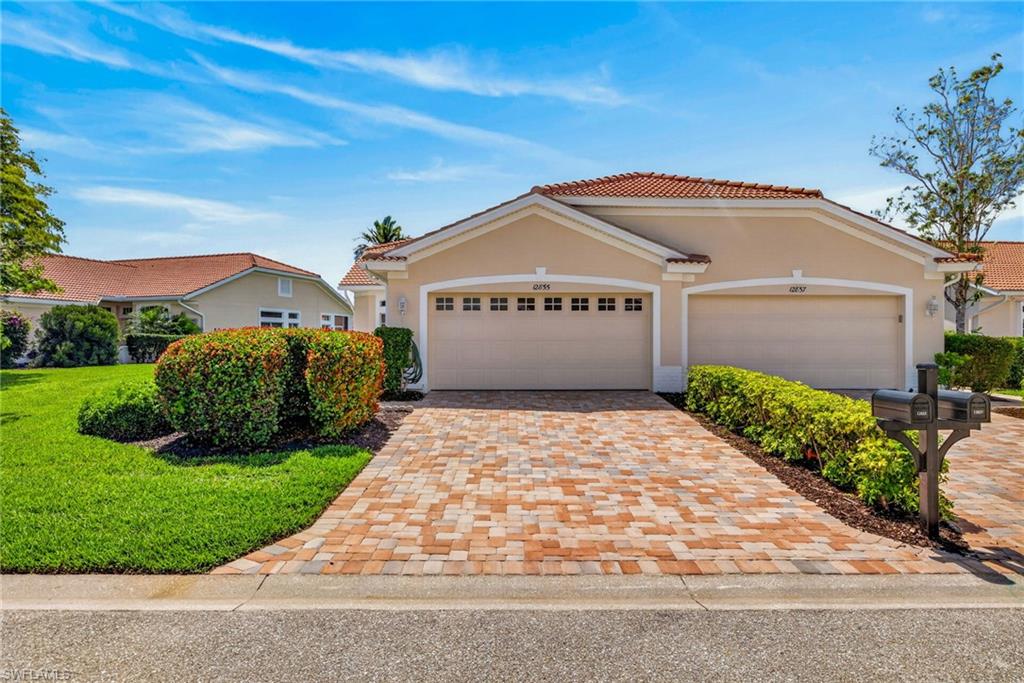 DEVONSHIRE LAKES - Residential