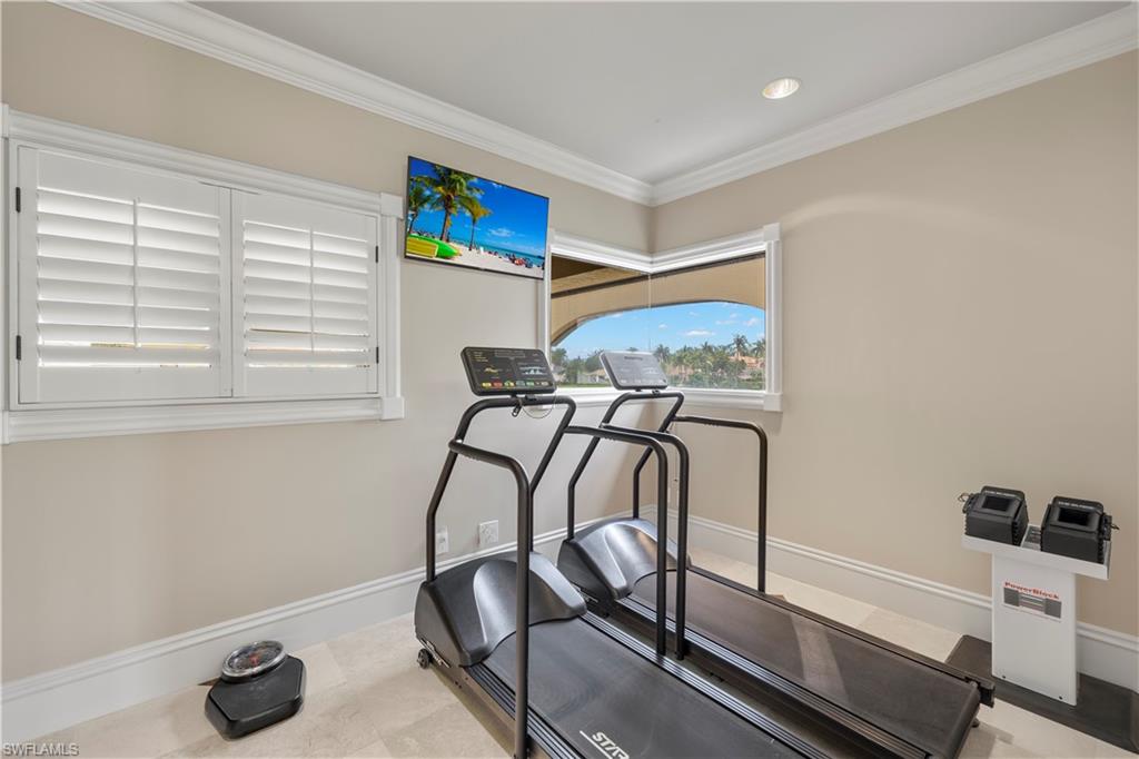 BAY COLONY SHORES - Residential