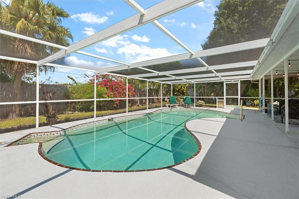 BARTENS PINEVIEW ESTATES - Residential