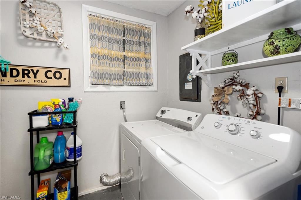 BARTENS PINEVIEW ESTATES - Residential