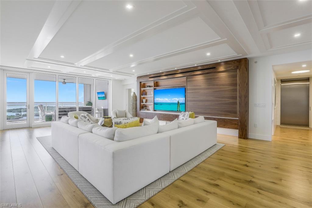 KALEA BAY TOWER 100 - Residential