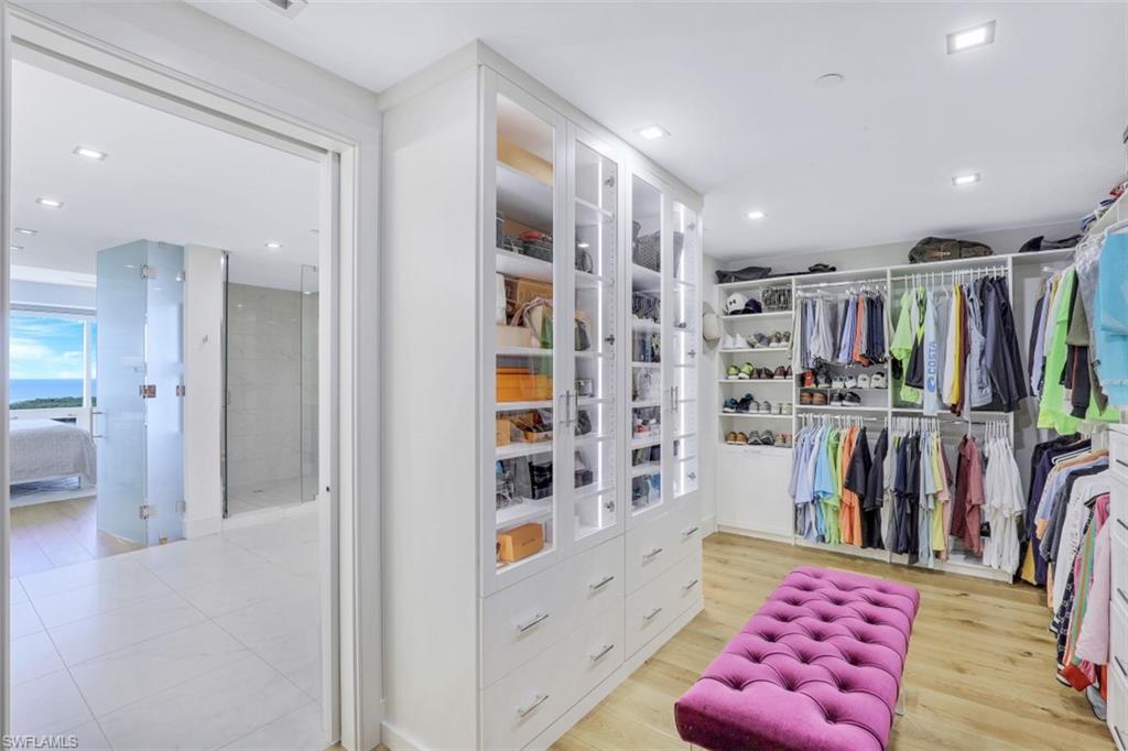 KALEA BAY TOWER 100 - Residential