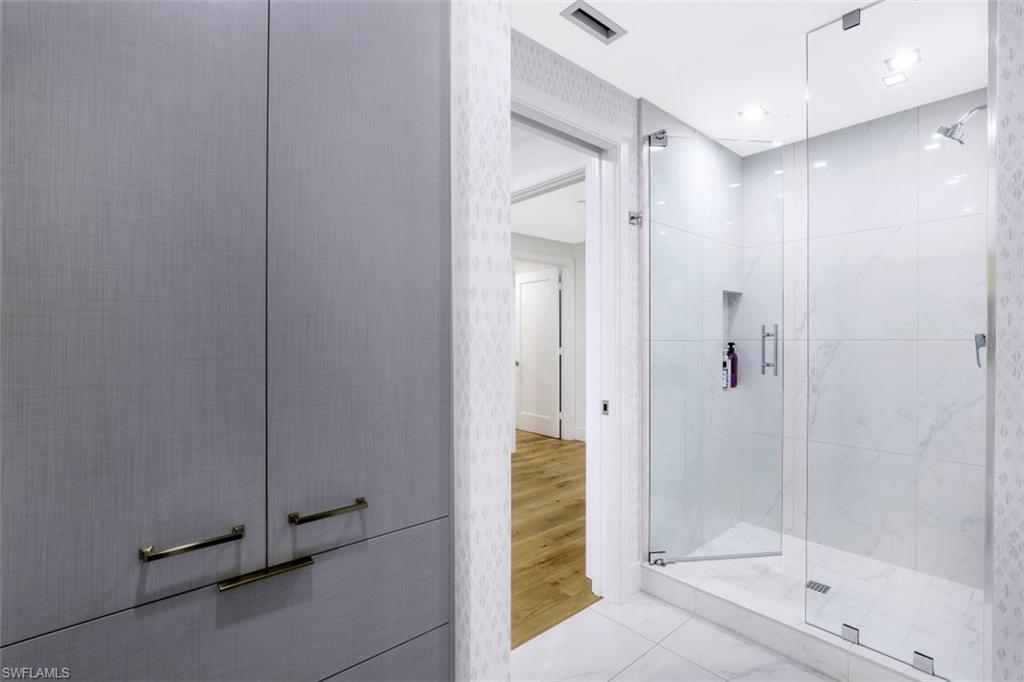 KALEA BAY TOWER 100 - Residential