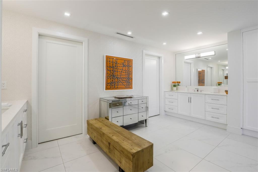 KALEA BAY TOWER 100 - Residential