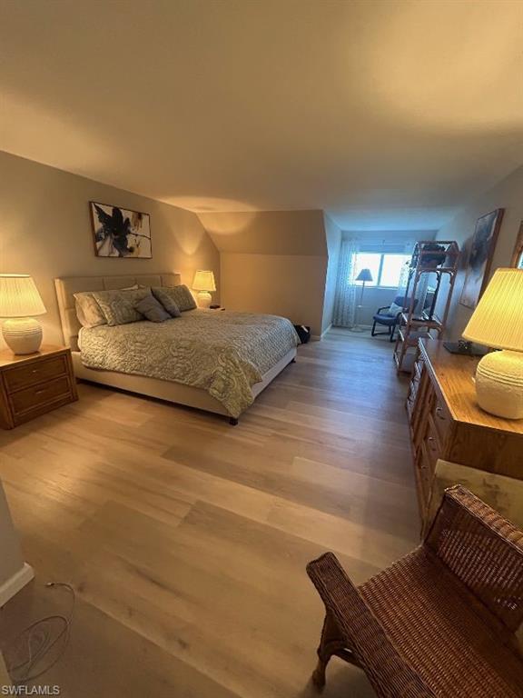 BAYSIDE VILLAS - Residential