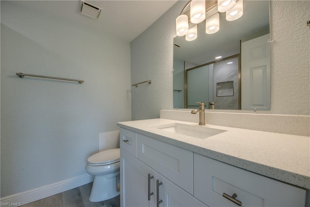 DAVIS WOODS CONDOMINIUM - Residential Lease