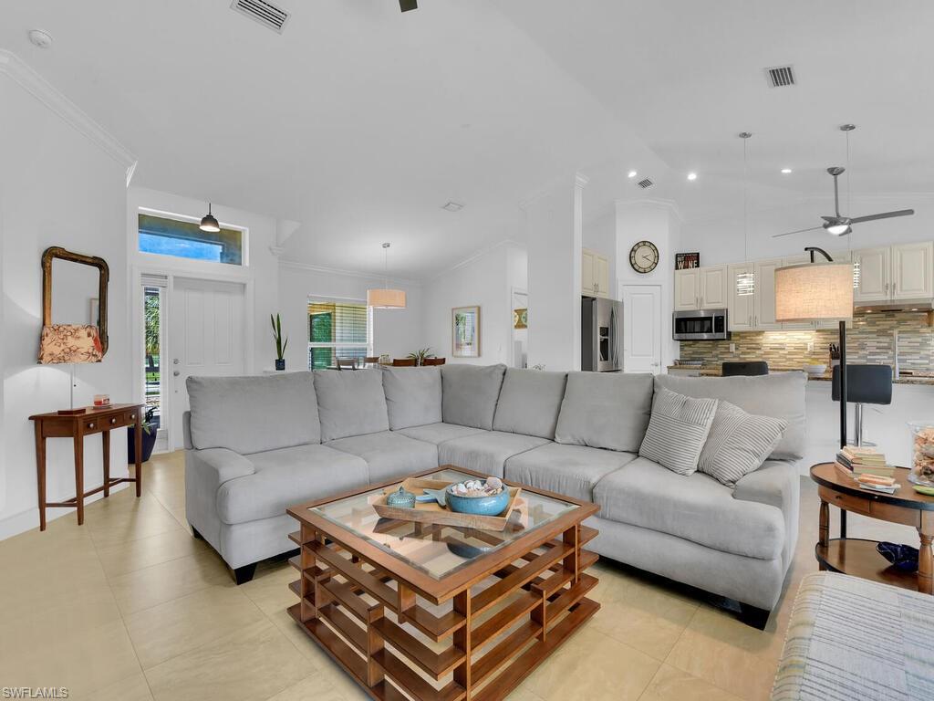 GOLDEN GATE ESTATES - Residential